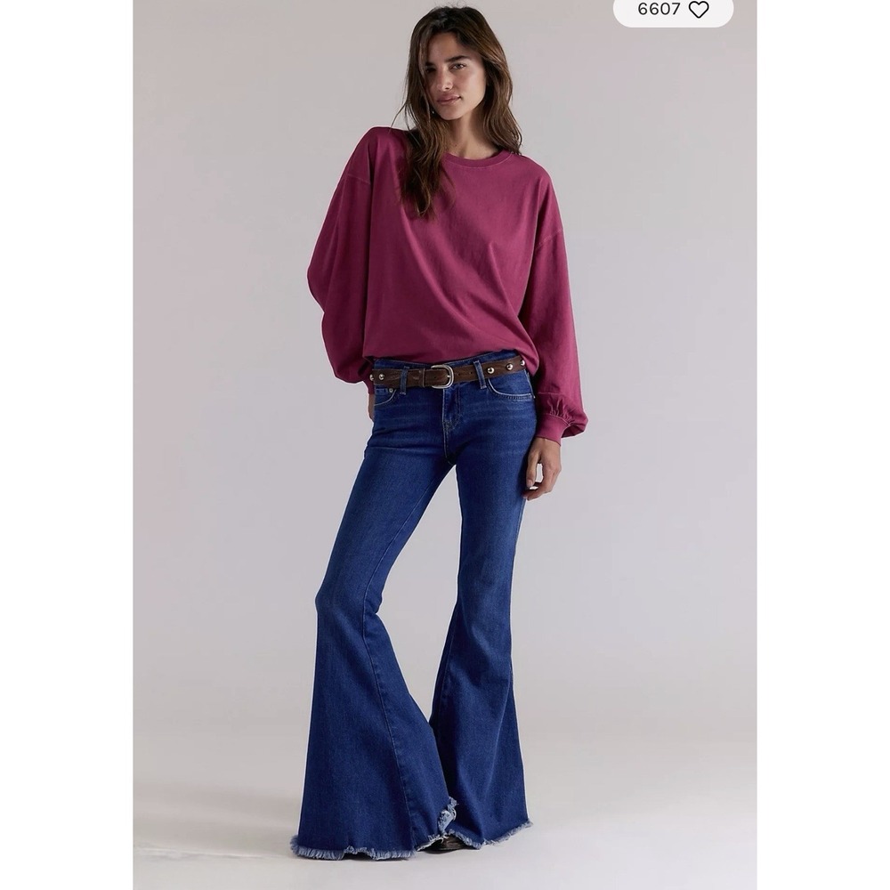 NWT We The Free Emre Low Rise Flare Jeans Daisy Blue Women's Size 28 Free People